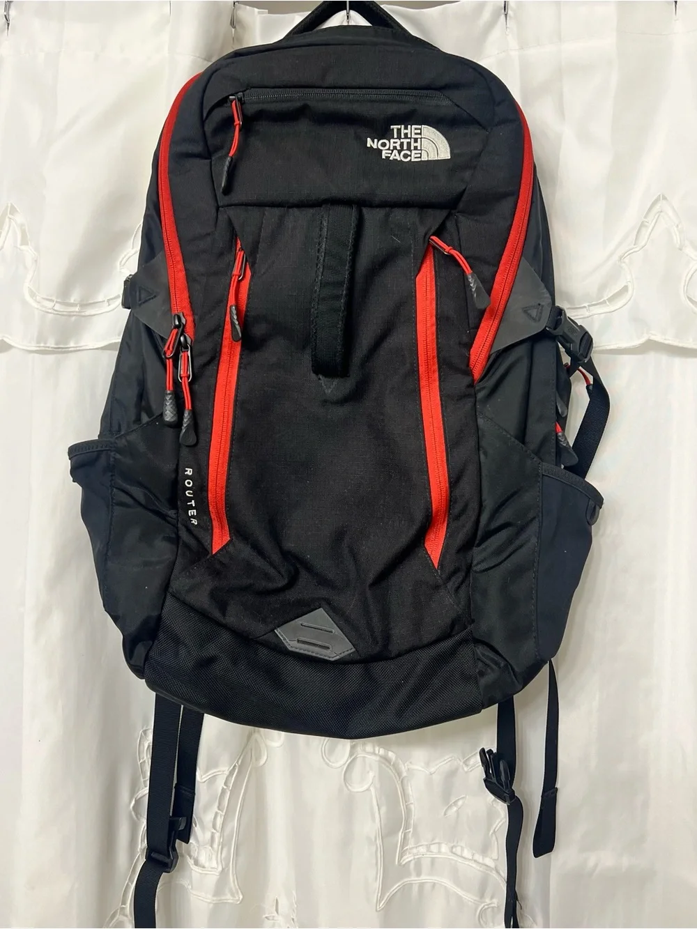 The North Face Router Transit 41L Laptop Travel Backpack Black Red